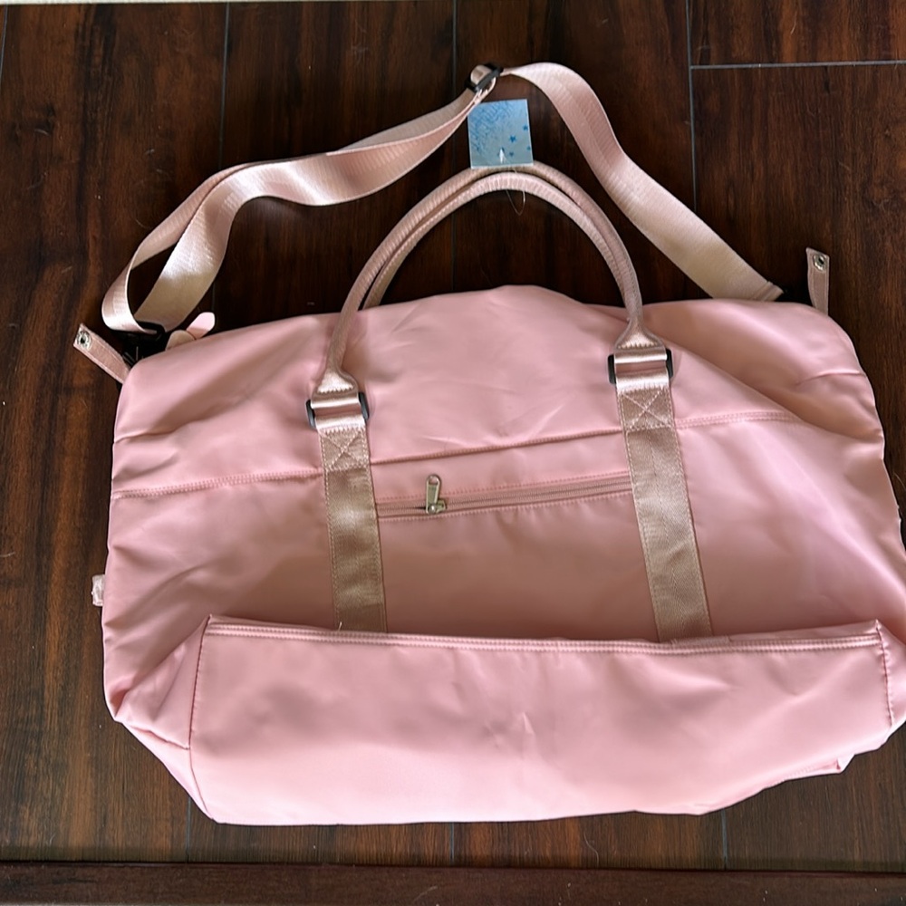 Pink duffel bag - Picture 2 of 2